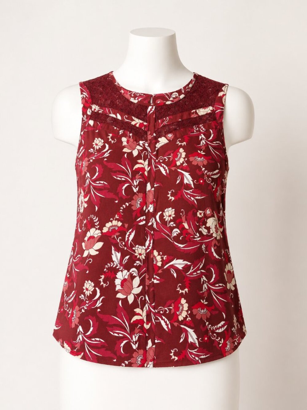 Candies Sleeveless Blouse with Lace Insert Size Small EUC